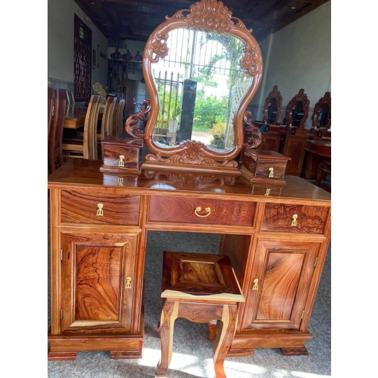 GƯƠNG TRANG ĐIỂM 