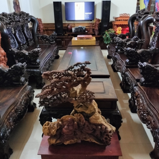 BÀN GHẾ GỖ 