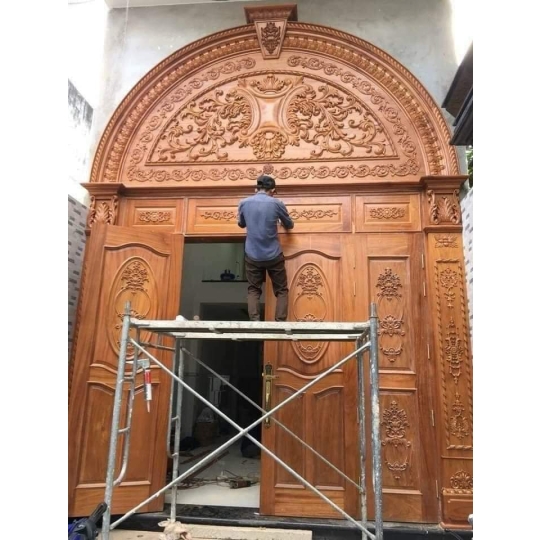 CỬA GỖ TÂM TÍN 
